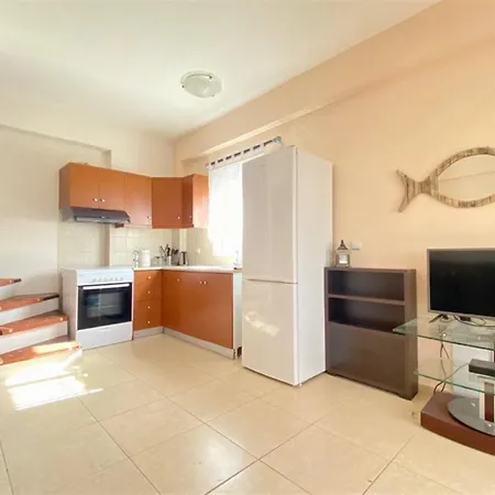 Pine 2 Bedrooms 50 Meters To The בית נופש Kalyves Polygyrou