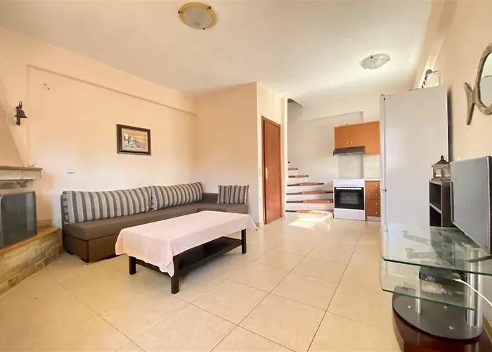 Pine 2 Bedrooms 50 Meters To The Kalyves Polygyrou
