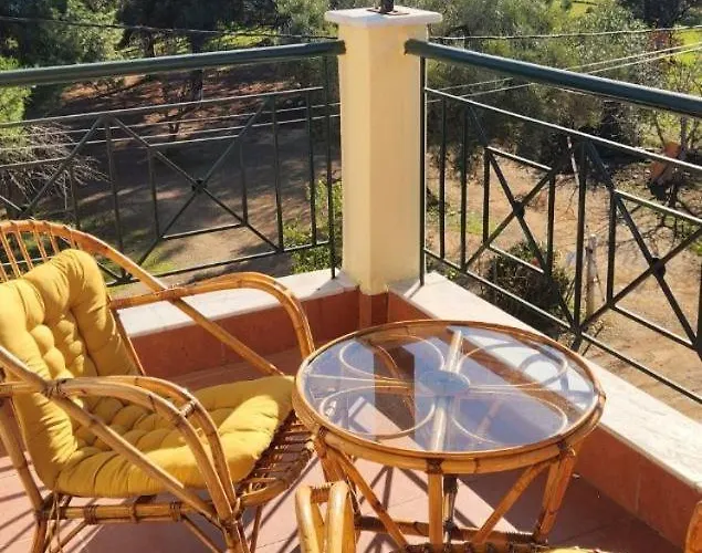 Ferienhaus Pine 2 Bedrooms 50 Meters To The Kalyves Polygyrou